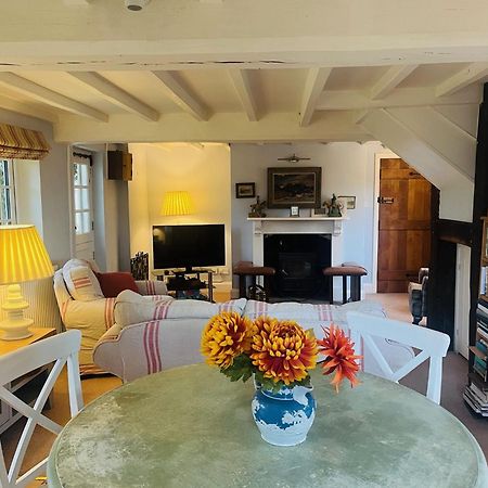 Mulsford Cottage Malpas  外观 照片